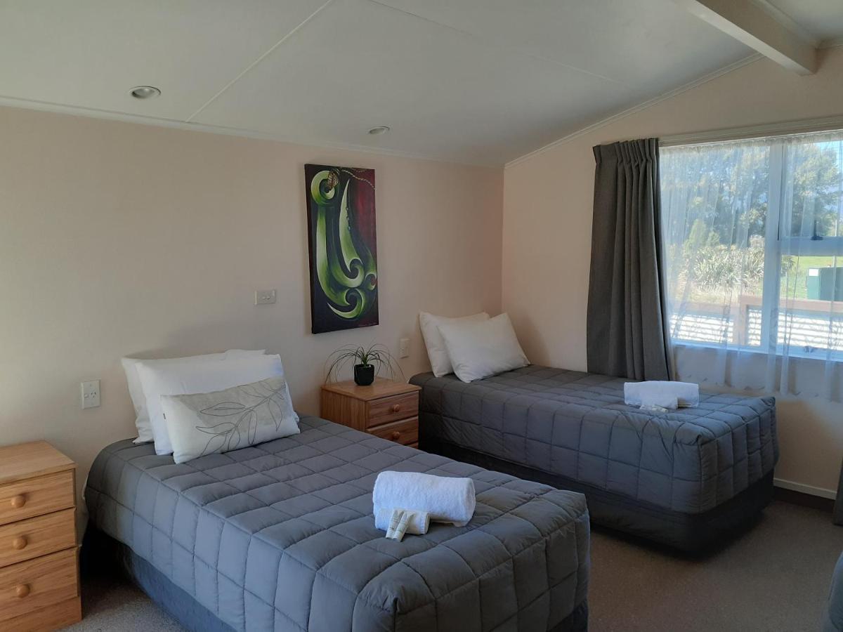 Golden Bay Motel Takaka Dış mekan fotoğraf