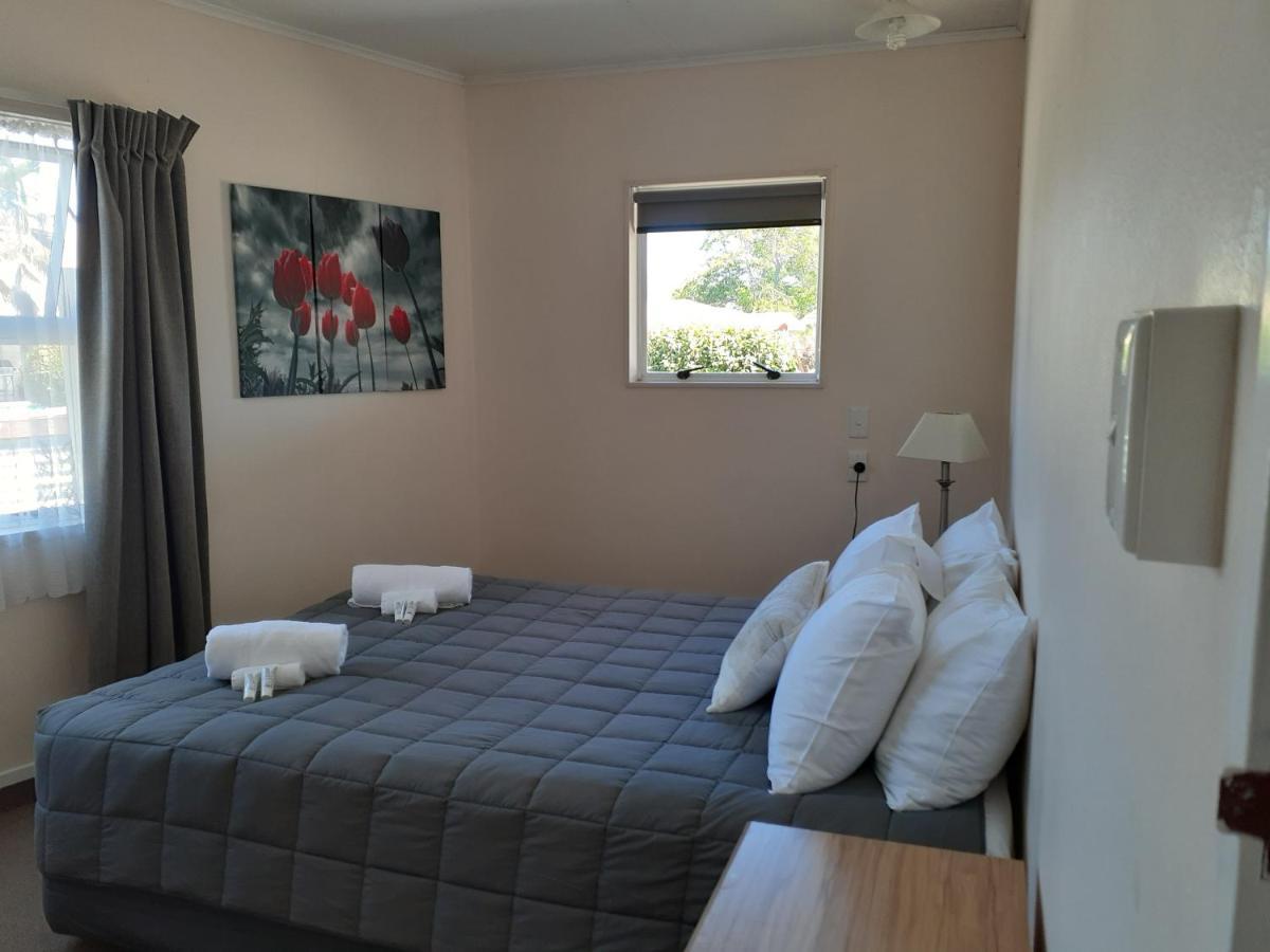 Golden Bay Motel Takaka Dış mekan fotoğraf