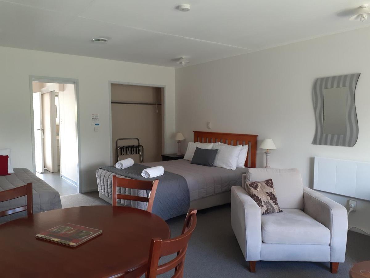 Golden Bay Motel Takaka Dış mekan fotoğraf