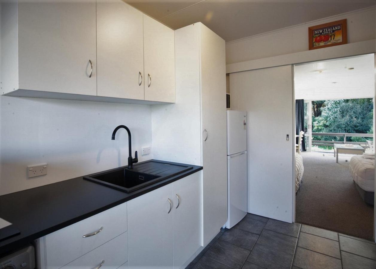 Golden Bay Motel Takaka Dış mekan fotoğraf
