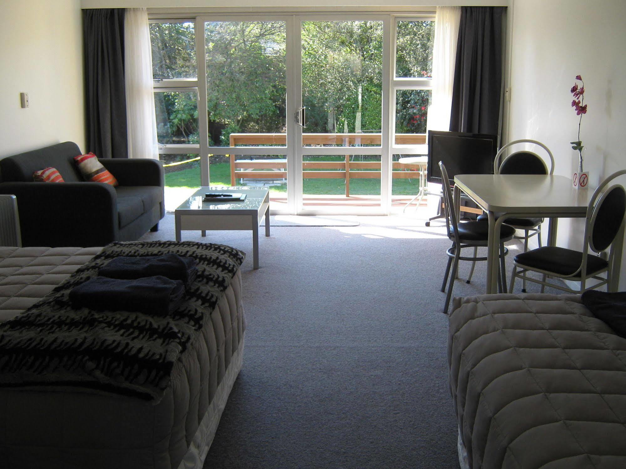Golden Bay Motel Takaka Dış mekan fotoğraf