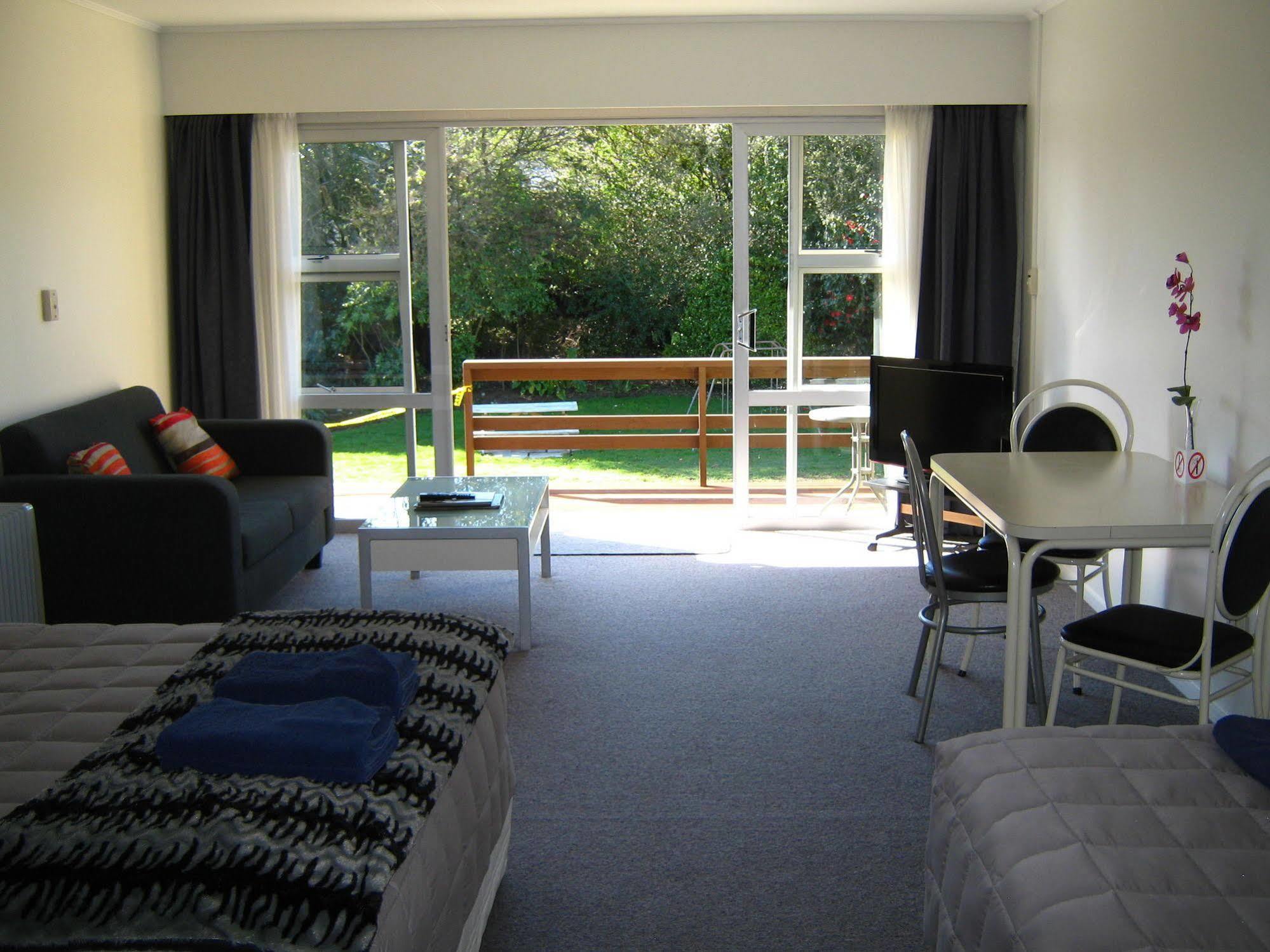 Golden Bay Motel Takaka Dış mekan fotoğraf